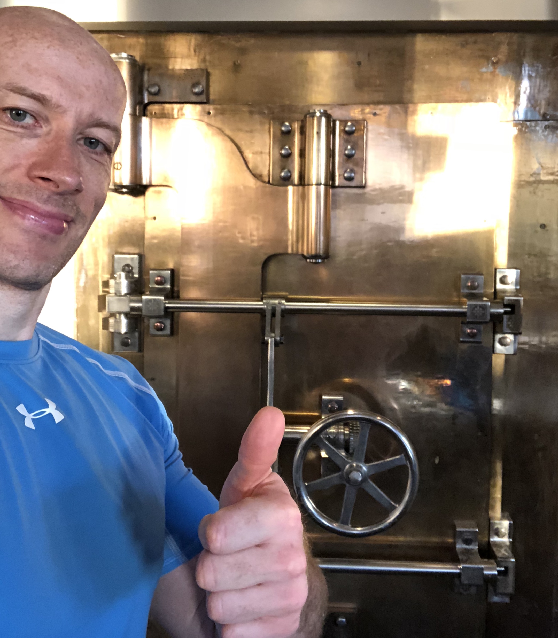 20180606_120432326_iOS